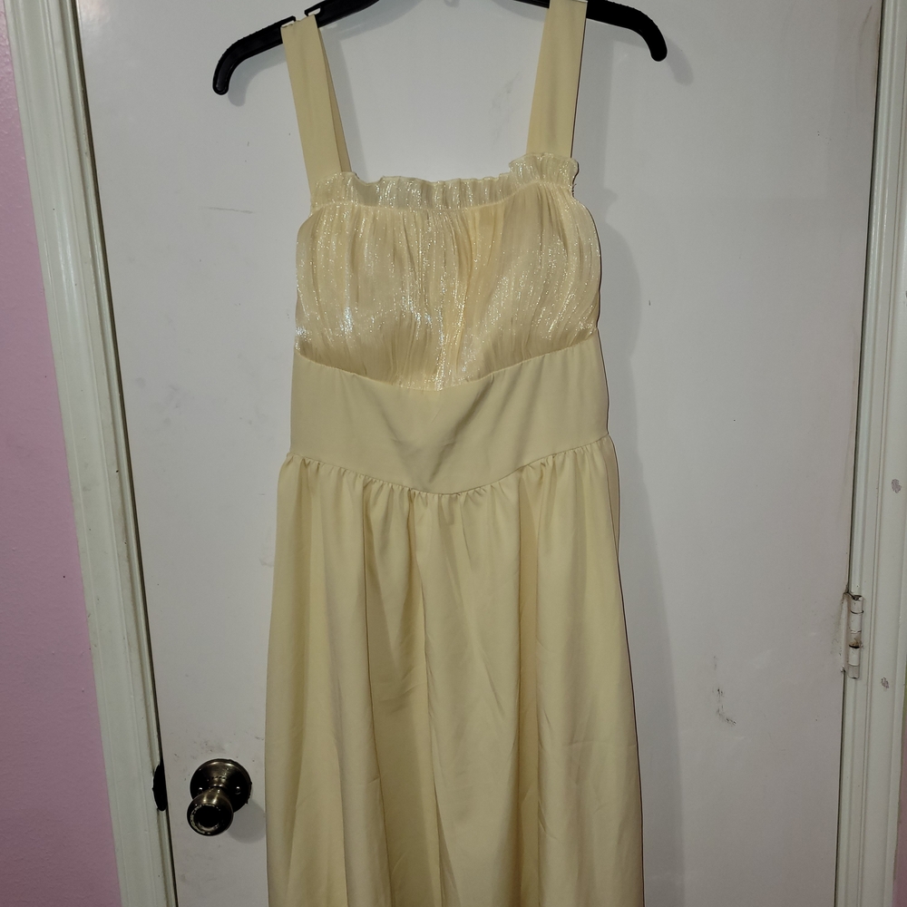 Drop-Waist Ruched Midi Dress Butter Yellow Size Medium